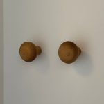 Gancho redondo em madeira 7cm