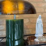 Abajur em Resina Verde Militar e Whisk